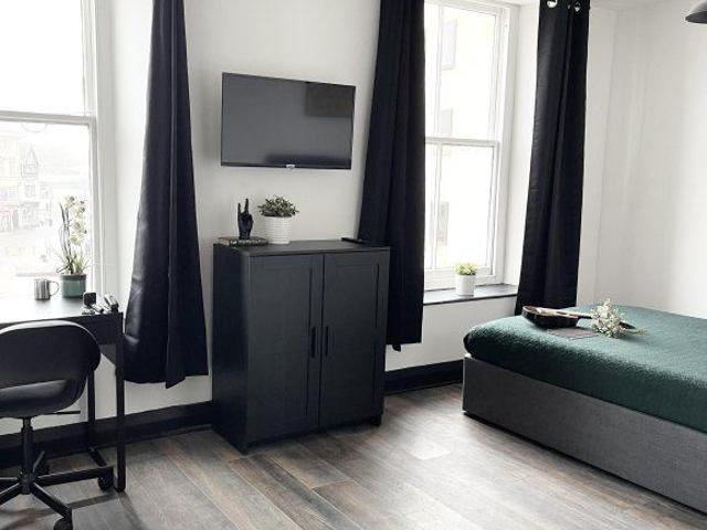 Market Square, Northampton, West Northamptonshire NN1, 8 bed shared accommodation to rent, £745 pppm | PrimeLocation
