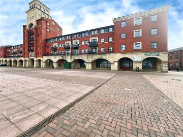 Market Square, Wolverhampton, West Midlands WV3, 2 bed flat to rent, £895 pcm | PrimeLocation