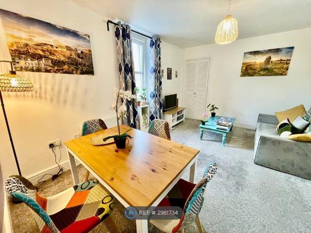 Market St, Galashiels TD1, 1 bed flat to rent, £750 pcm | PrimeLocation