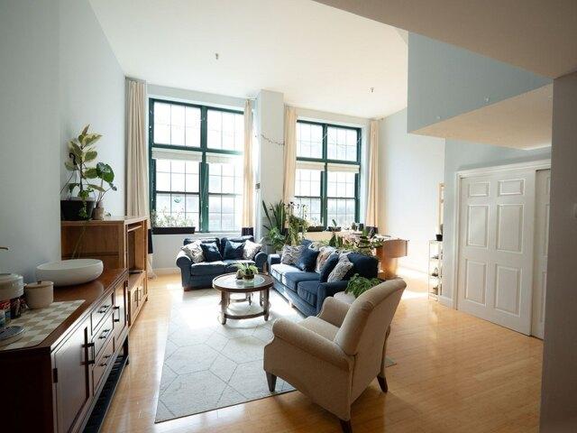 Market St Unit B, Lowell, Condo For Sale