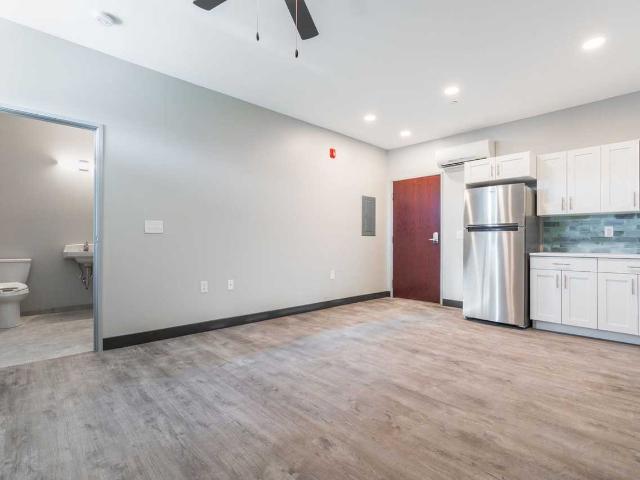 Market Street Apartments 2 Bedroom Apartment for Rent at 301 Nw 3rd St, Evansville, IN 47708 Downtown Evansville