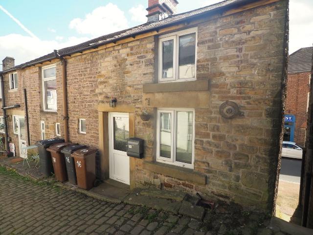 Market Street, Chapel En Le Frith SK23, 2 bed end terrace house to rent, £895 pcm | PrimeLocation
