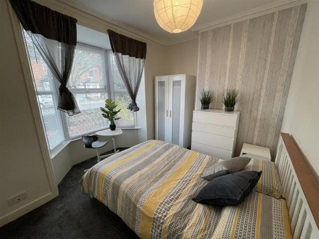 Market Street, Eastleigh 1 bed in a house share to rent £610 pcm £141 pw