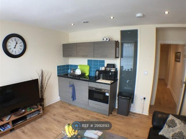 Market Street, Ebbw Vale NP23, 1 bed flat to rent, £625 pcm | PrimeLocation