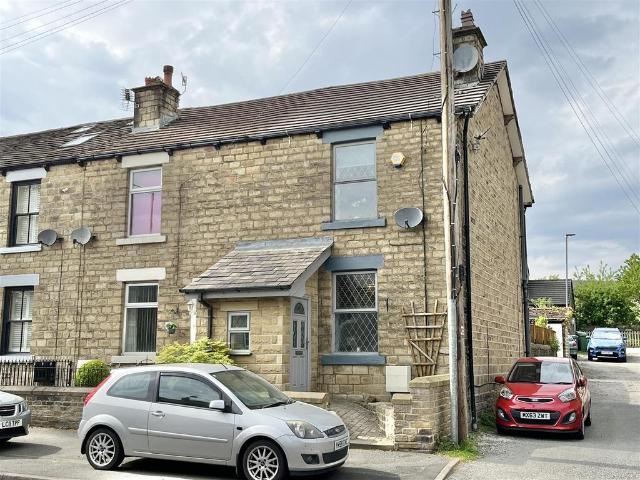 Market Street, Hollingworth, Hyde 2 bed end of terrace house to rent £995 pcm £230 pw