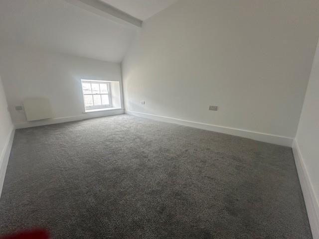 Market Street, Pontypool NP4, 2 bed flat to rent, £775 pcm | PrimeLocation