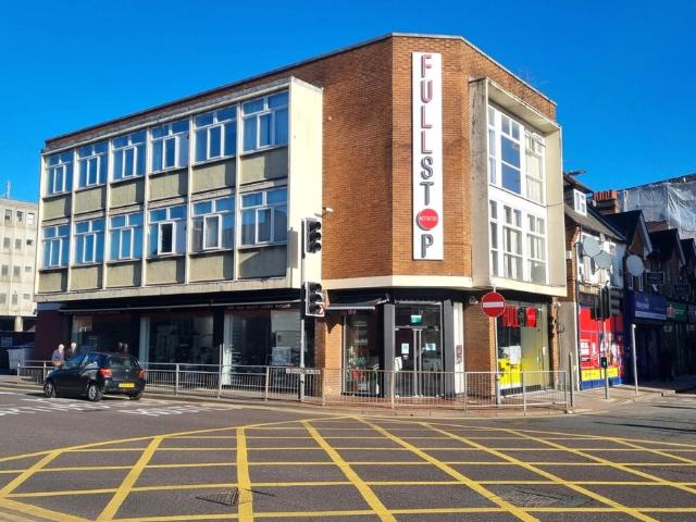 Market Street, Watford WD18, 2 bed flat to rent, £1,600 pcm | PrimeLocation