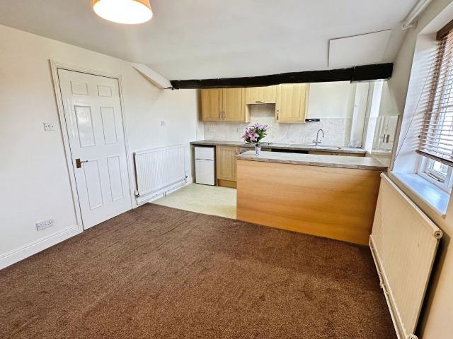 Market Place, Ashbourne DE6, 1 bed flat to rent, £595 pcm | PrimeLocation