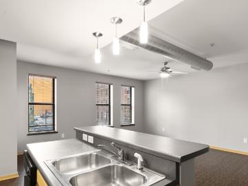 Market Place Lofts 1 Bedroom Apartment for Rent at 312 Court Ave, Des Moines, IA 50309 Downtown Des Moines