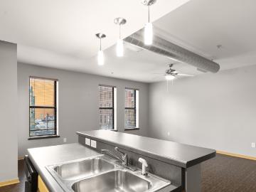 Market Place Lofts 2 Bedroom Apartment for Rent at 312 Court Ave, Des Moines, IA 50309 Downtown Des Moines