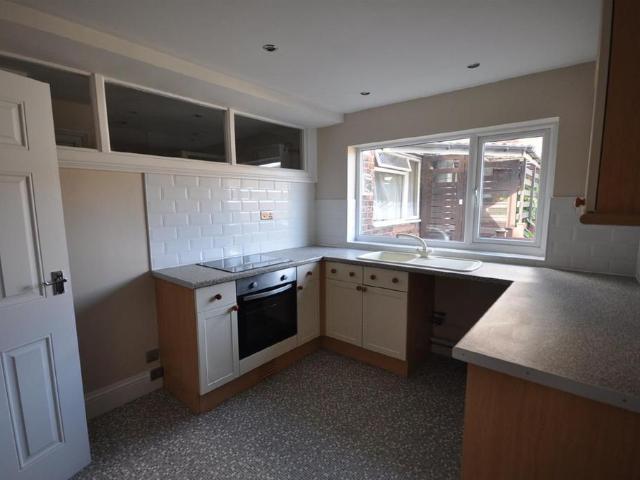Market Place, Snaith 1 bed apartment to rent £650 pcm £150 pw
