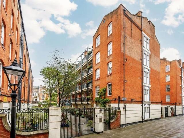 Market Road, London N7, Studio to rent, £2,200 pcm | PrimeLocation