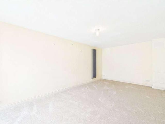 Marketing Card, Coltsfoot Close, Burghfield Common, Reading, Berkshire, RG7