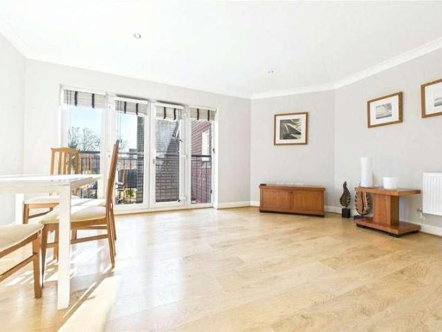 Marketing Card, Peel Court, Reading Road, Pangbourne, Reading, RG8