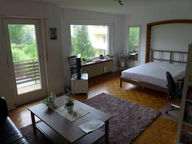 Marko Winter Immobilien Mosbach: teilrenovierte 4 bis 5 Zimmer Wohnung