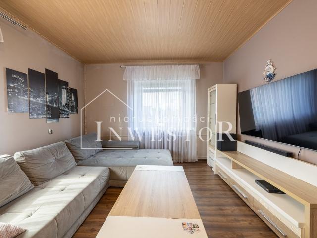 Przestronny dom 280 m² z garażem i dużą działką