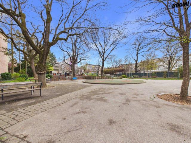 Marktflair, Grünblick & Stadtleben – diese 2 Zimmerwohnung hat alles