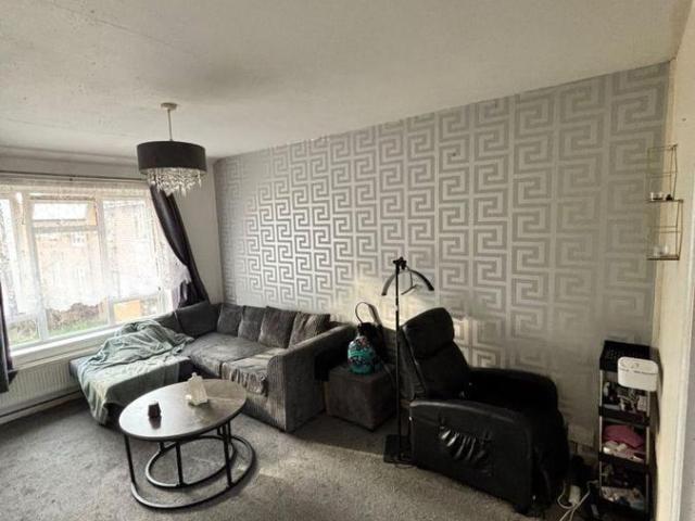 Marlcroft Road, West Midlands CV3, 1 bed maisonette to rent, £830 pcm | PrimeLocation