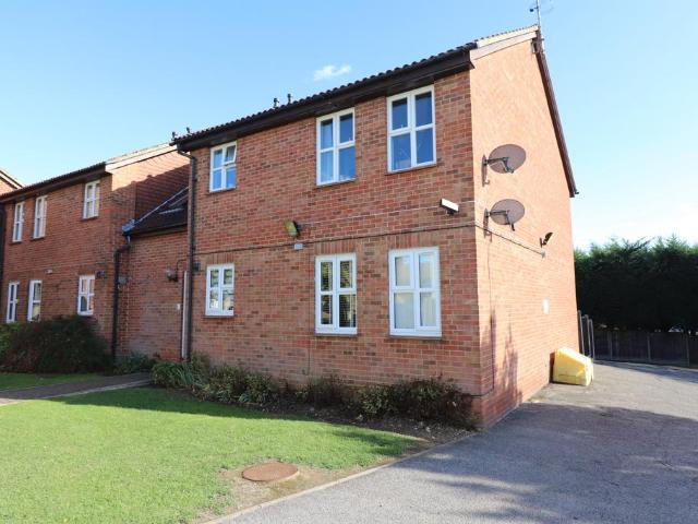 Marlborough Way, Billericay, CM12 Studio to rent £975 pcm £225 pw