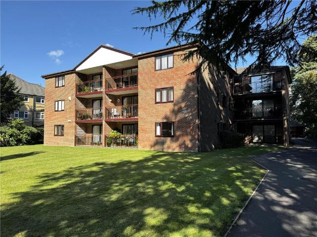 Marlborough Pines, 19 Marlborough. 2 bed ground floor flat to rent £1,300 pcm £300 pw