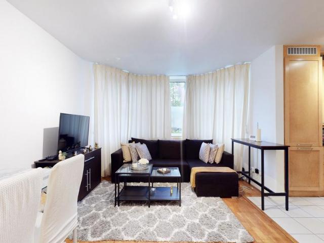 Marlborough Place 1 bed ground floor flat to rent £2,250 pcm £519 pw