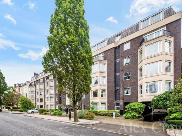 Marlborough Place, St Johns Wood 3 bed apartment to rent £4,350 pcm £1,004 pw