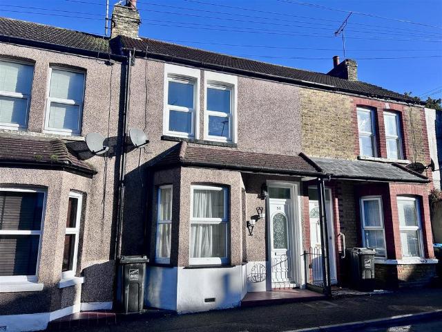 Marlborough Road, Margate, CT9 5SU 3 bed terraced house to rent £1,300 pcm £300 pw