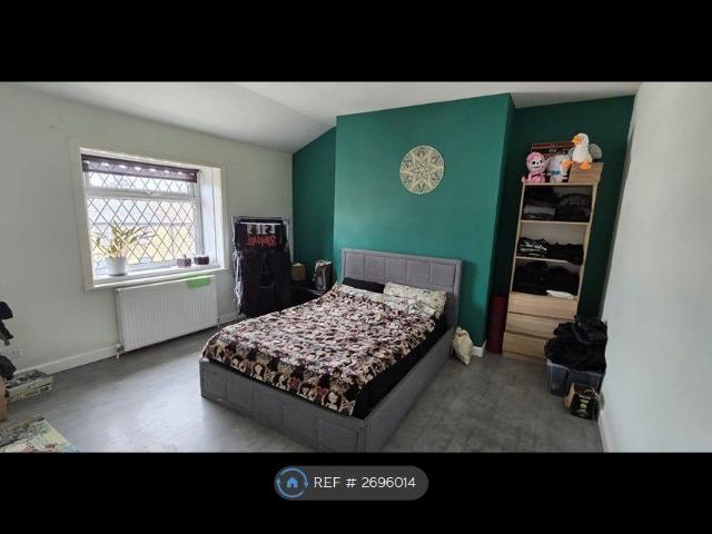 Marlborough Road, Bradford BD8, 1 bed terraced house to rent, £750 pcm | PrimeLocation