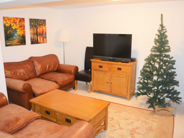 Marlborough Road, Brynmill, Swansea SA2 0DZ StudentDigz Ltd