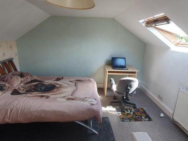 Marlborough Road, Colliers Wood. 1 bed in a house share to rent £800 pcm £185 pw
