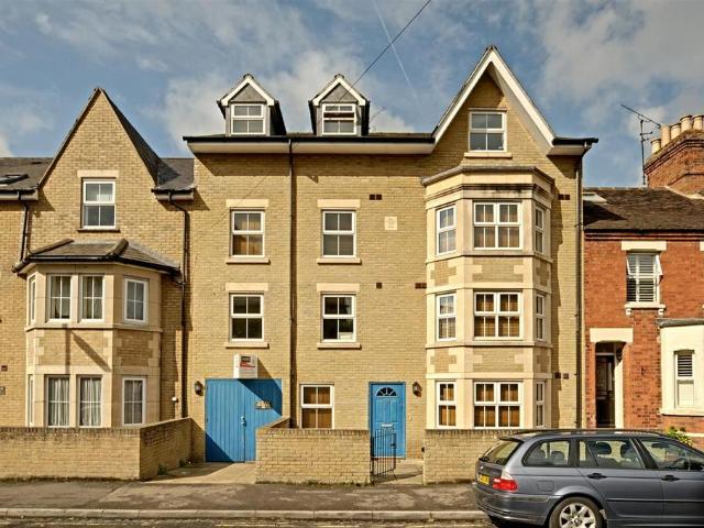 Marlborough Road, Grandpont,Oxford 1 bed flat to rent £1,600 pcm £369 pw
