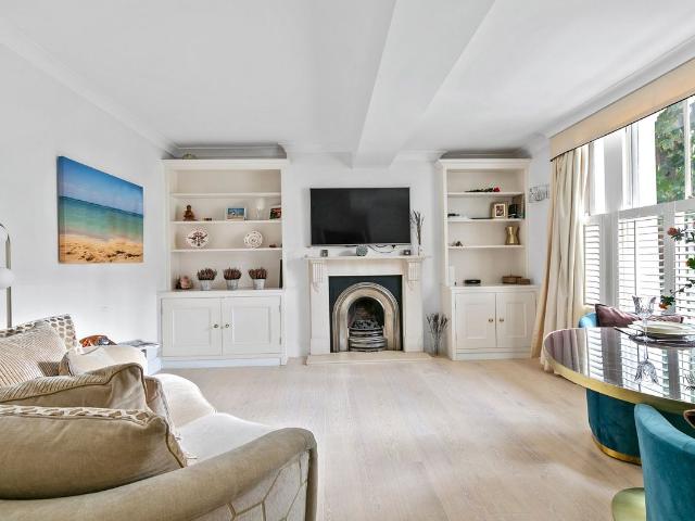 Marlborough Road, Richmond TW10, 2 bed flat to rent, £3,000 pcm | PrimeLocation