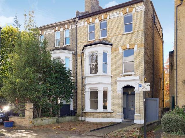 Marlborough Road, Strand on the Green, London, W4 4EU, United Kingdom | 7 bed duplex for rent #7147171 | Rentberry