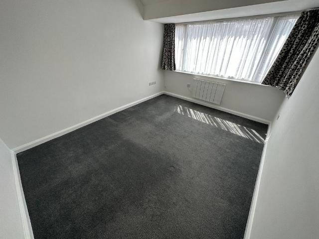 Marlborough Road, Southall, UB2 1 bed apartment to rent £1,450 pcm £335 pw