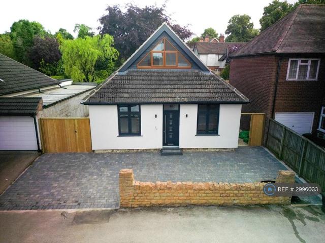 Marlborough Road, Woodthorpe. 5 bed detached house to rent £2,475 pcm £571 pw