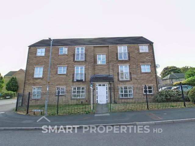 Marlington Drive, Huddersfield HD2, 2 bed flat to rent, £795 pcm | PrimeLocation