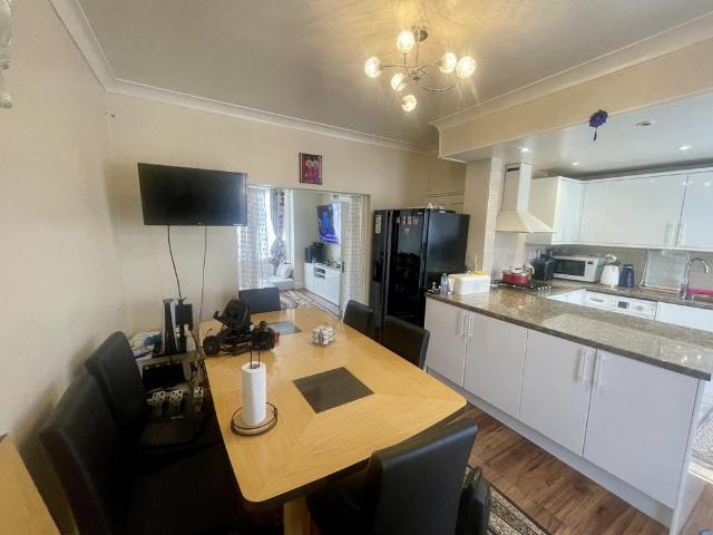 Marlow Road, Southall, Greater. 3 bed semi detached house to rent £2,600 pcm £600 pw