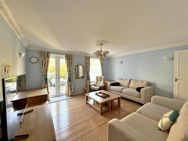 Marlow Way, London, SE16 3 bed semi detached house to rent £3,500 pcm £808 pw