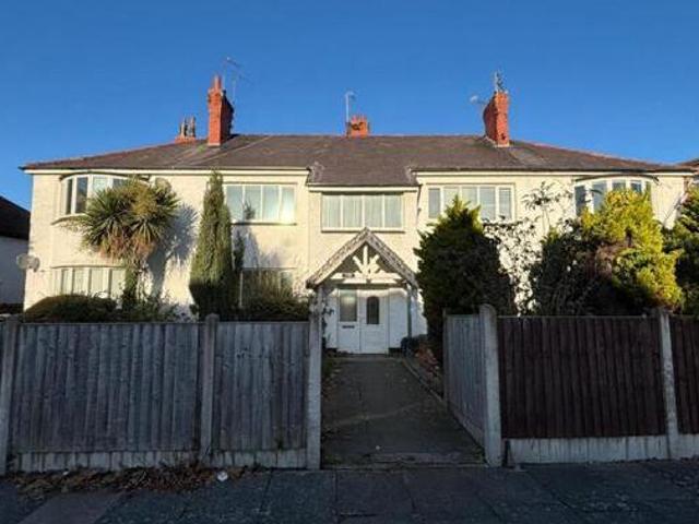 Marlowe Road, Hilary Mansions, 3 Bedroom Apartment