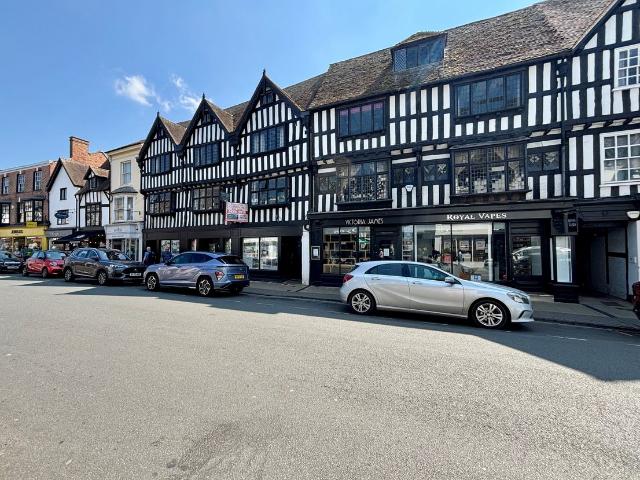 Marlowes Court, Stratford Upon Avon CV37, 1 bed flat to rent, £1,150 pcm | PrimeLocation