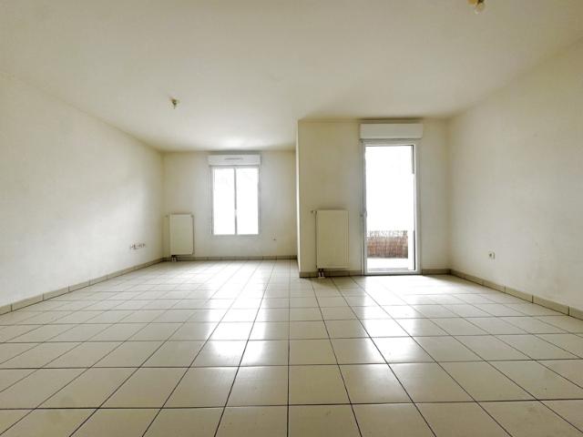 MARLY LA VILLE, STUDIO de 36m2 habitable avec balcon et par