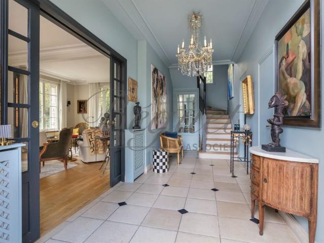 Marly Le Roi 78160 Maison 327 M² / 430 M² 5/7 Chambres Bur. 430m² Marly le Roi