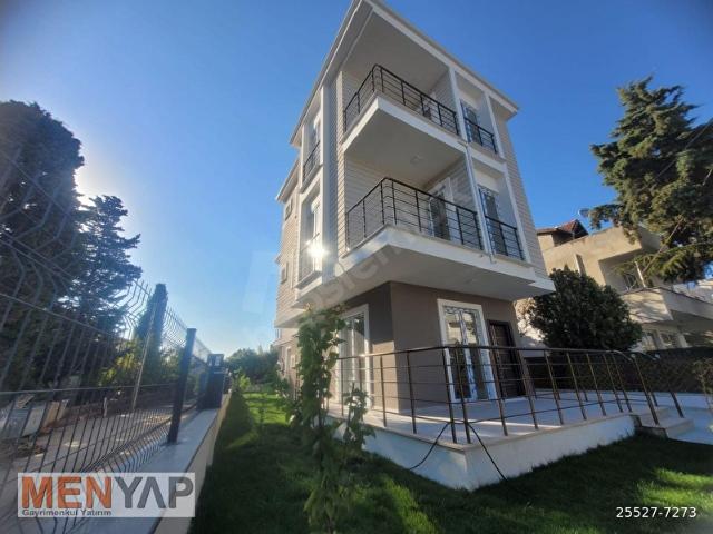 MARMARA EREĞLİSİ DENİZE İKİNCİ 283 m2 6+1 MÜSTAKİL YAZLIK VİLLA