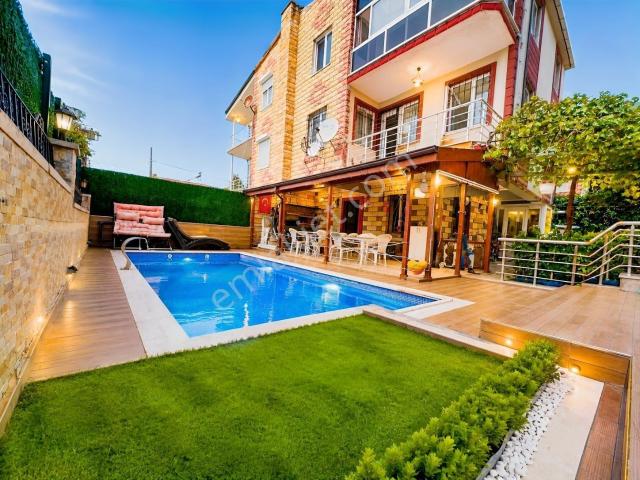 Marmara Ereğlisinde Havuzlu Bahçeli 4+2 Villa | Masrafsız Villa