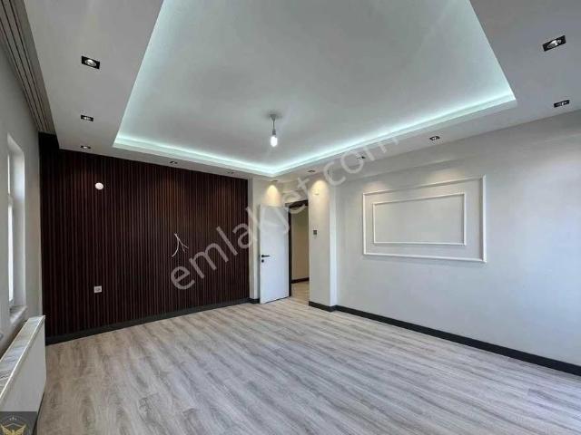 Marmara Park Arkasında 3+1 Satılık Fırsat Dairemiz