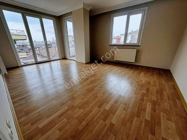 Marmara Ünv. Yanıbaşında Taşınmaya Hazır Sıfır Ayarında 4+1