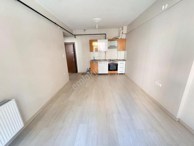 Marmara'dan Atatürk Mahallesi 1+1 Eşyasız Kiralık Daire