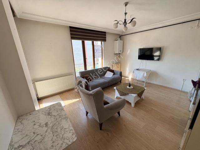 Marmara'dan Şükrüpaşa'da 2+1 Eşyalı Kiralık Daire