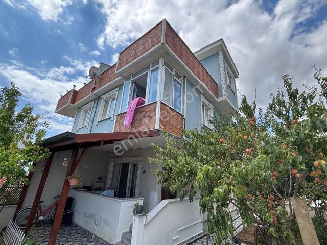 Marmaraereğlisi Emlak Konut Arkasında Eşyalı Masrafsız 3+1 Villa