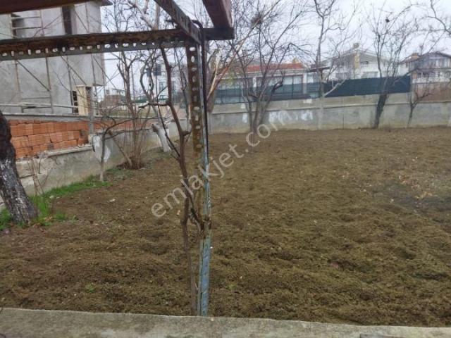 Marmaraereglisinde Müstakil Tek Katlı Kiralik Ev